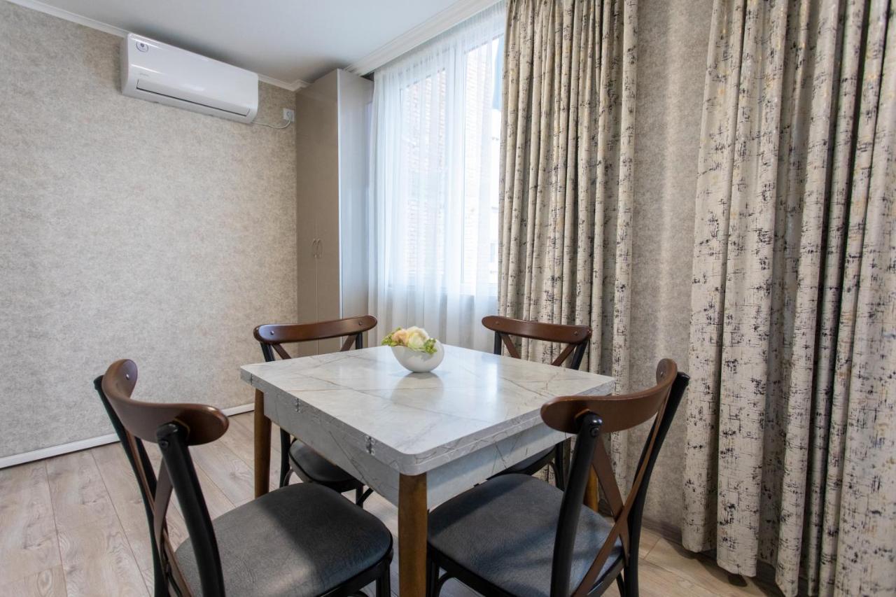קוטאיסי Ninia'S Apartment מראה חיצוני תמונה